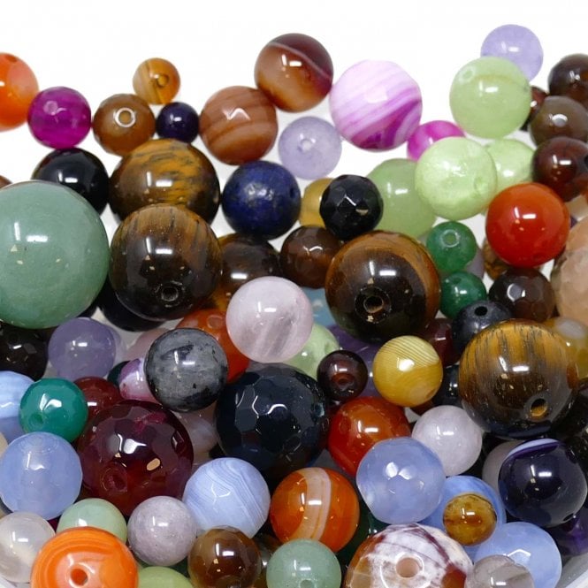 The Gemstone Jewellery Trend That Will Dominate The Market In 2025